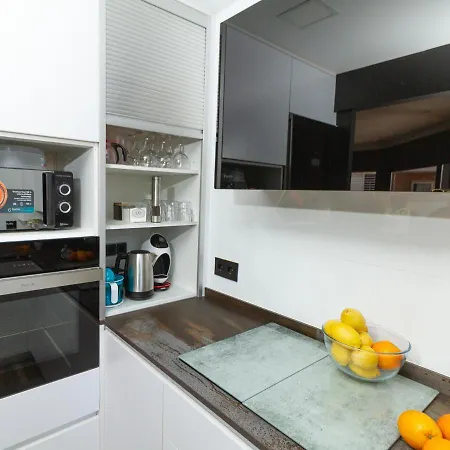 Vivalidays Oscar Apartment *